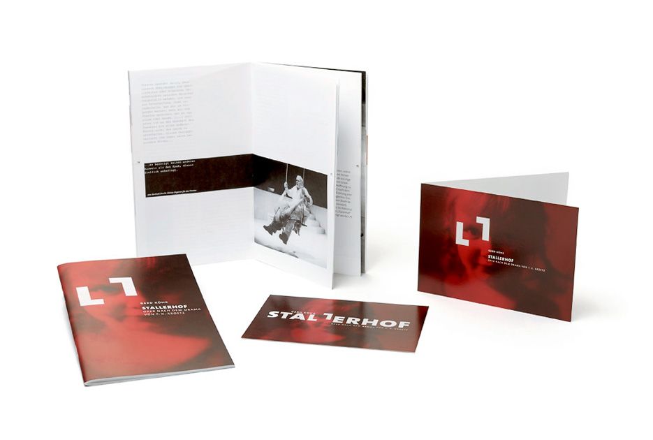 2004. Fotografie, Gestaltung, Umsetzung. Printmaterial für die Oper »Stallerhof« (G. Kühr), Regie: Heiko Hentschel, mus. Leitung Christoph Stöcker