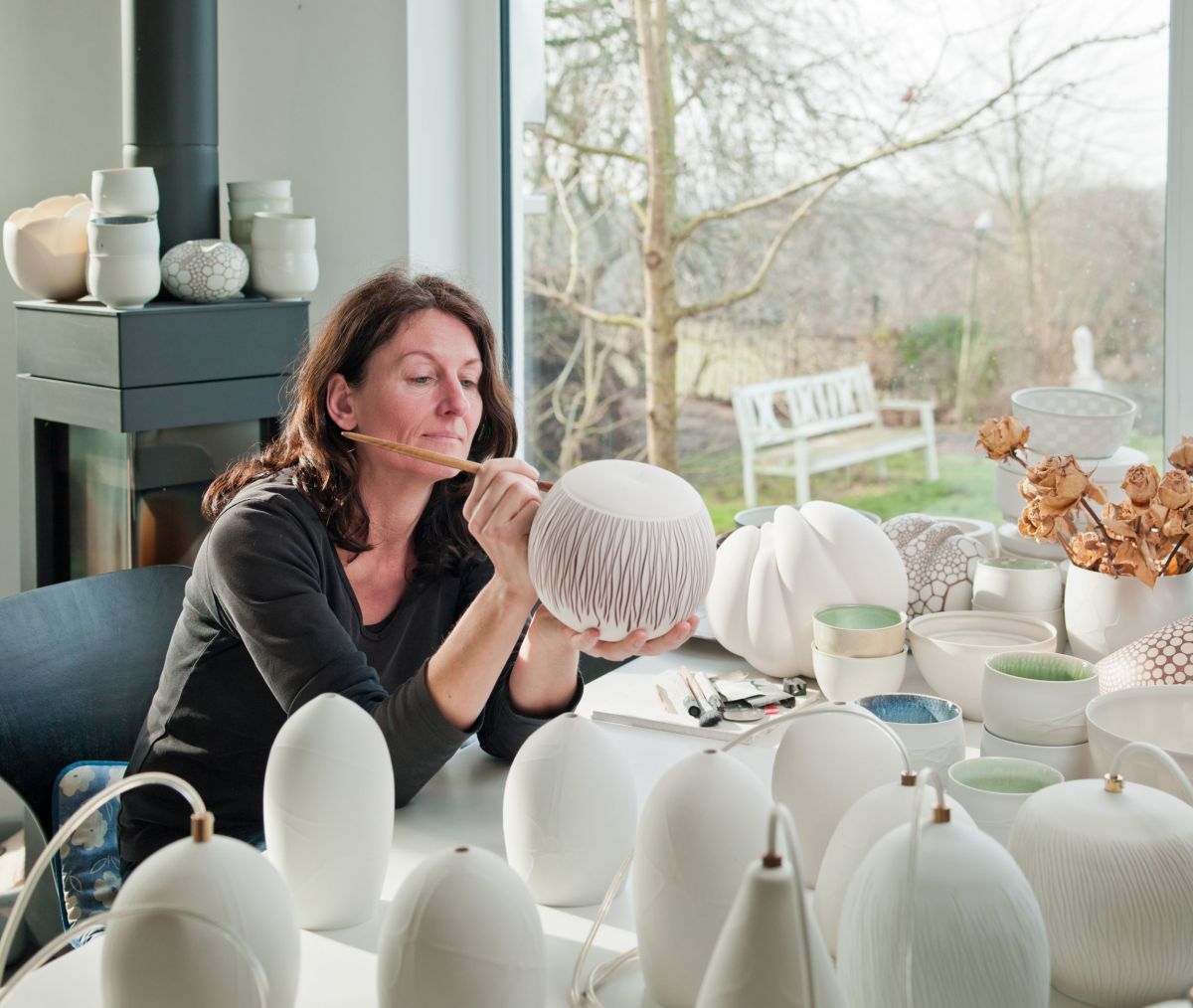 Petra Benndorf, porcelain artist
